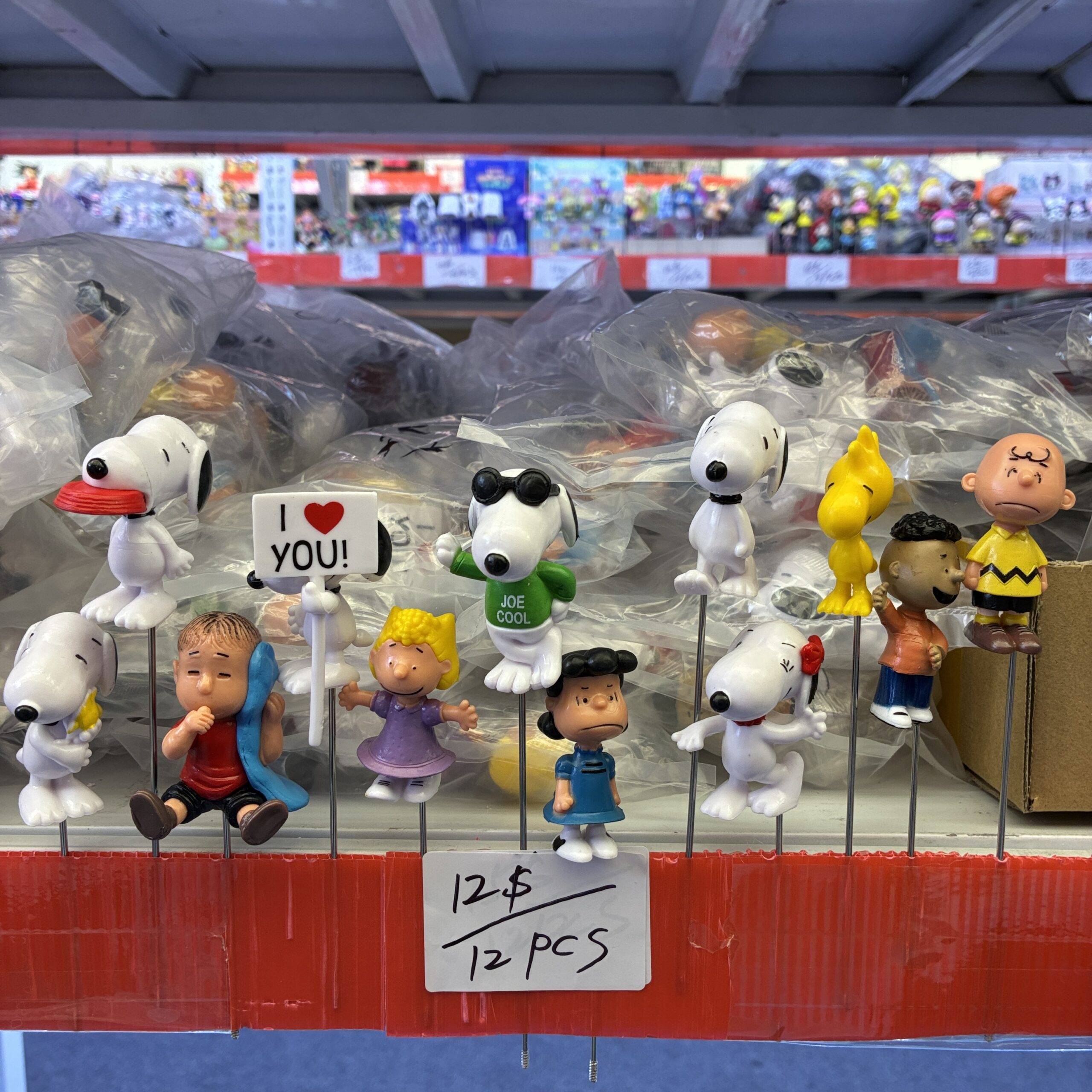 Peanuts Character Figurine Set (12PCS)