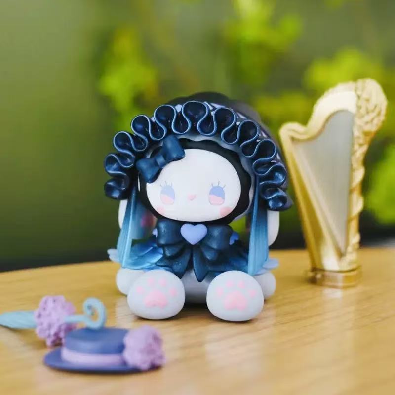 Emma Midnight Blue Figurine (1PC)