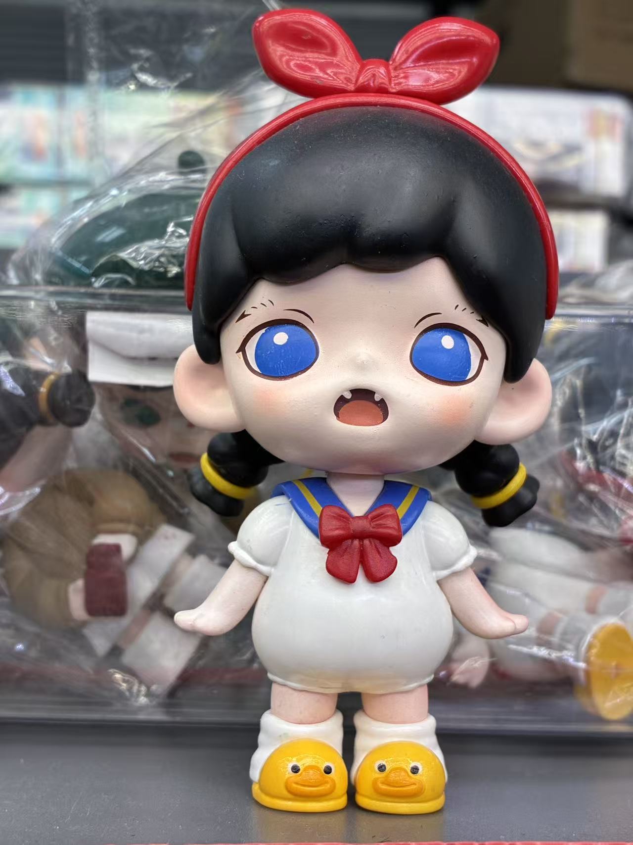 Duckling Sailor Girl Figurine (1PC)