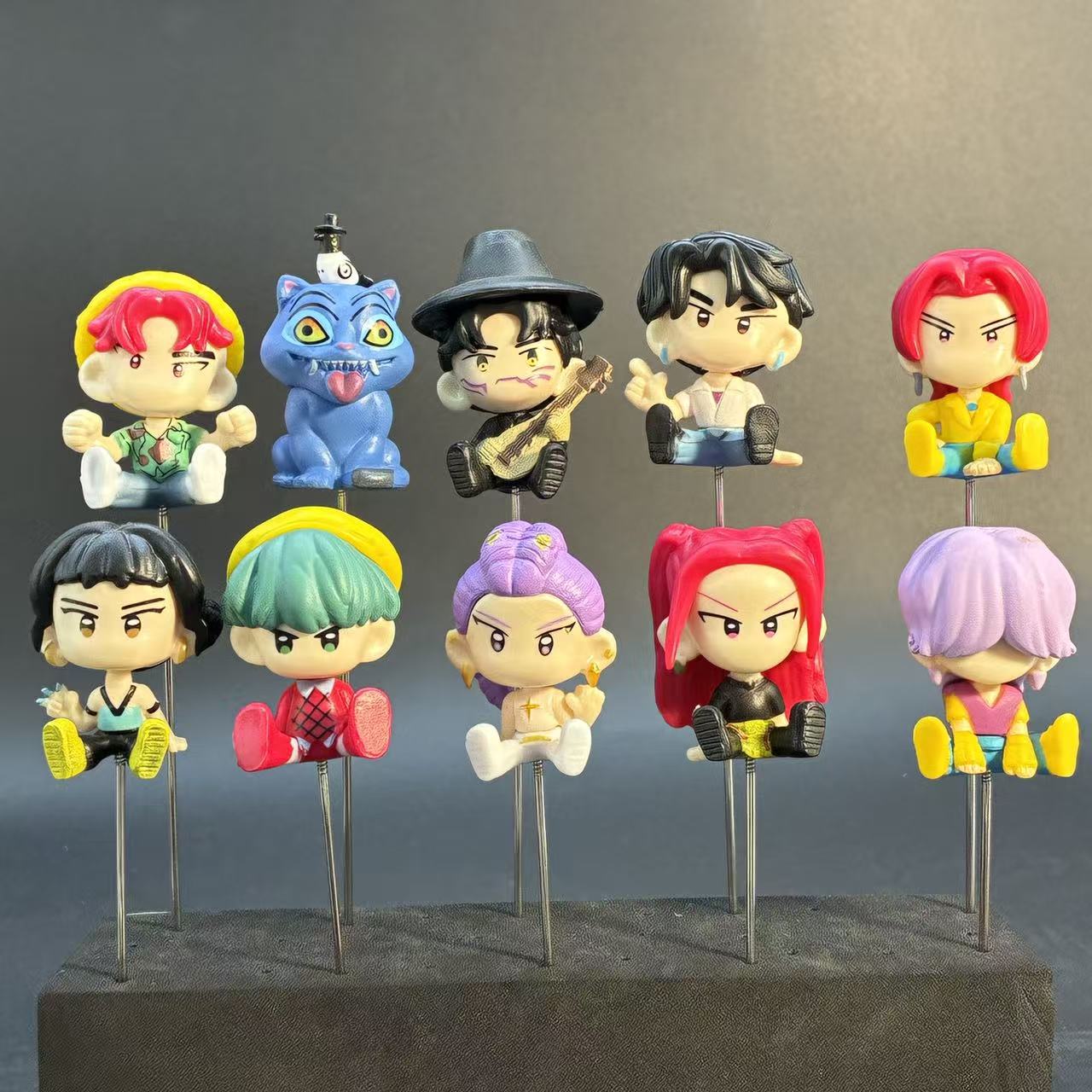 Cute K-pop Idol Mini Figurine Picks – 10PCS Cartoon Artist Figures for Succulent, Bonsai & Cake Decoration