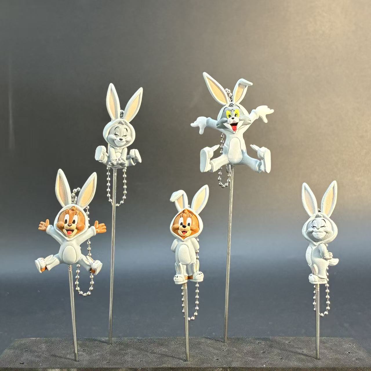5PCS Tom and Jerry Bunny Suit Plant Topper Set – Cute Cartoon Cat & Mouse Figurines for Succulent Pot Decor