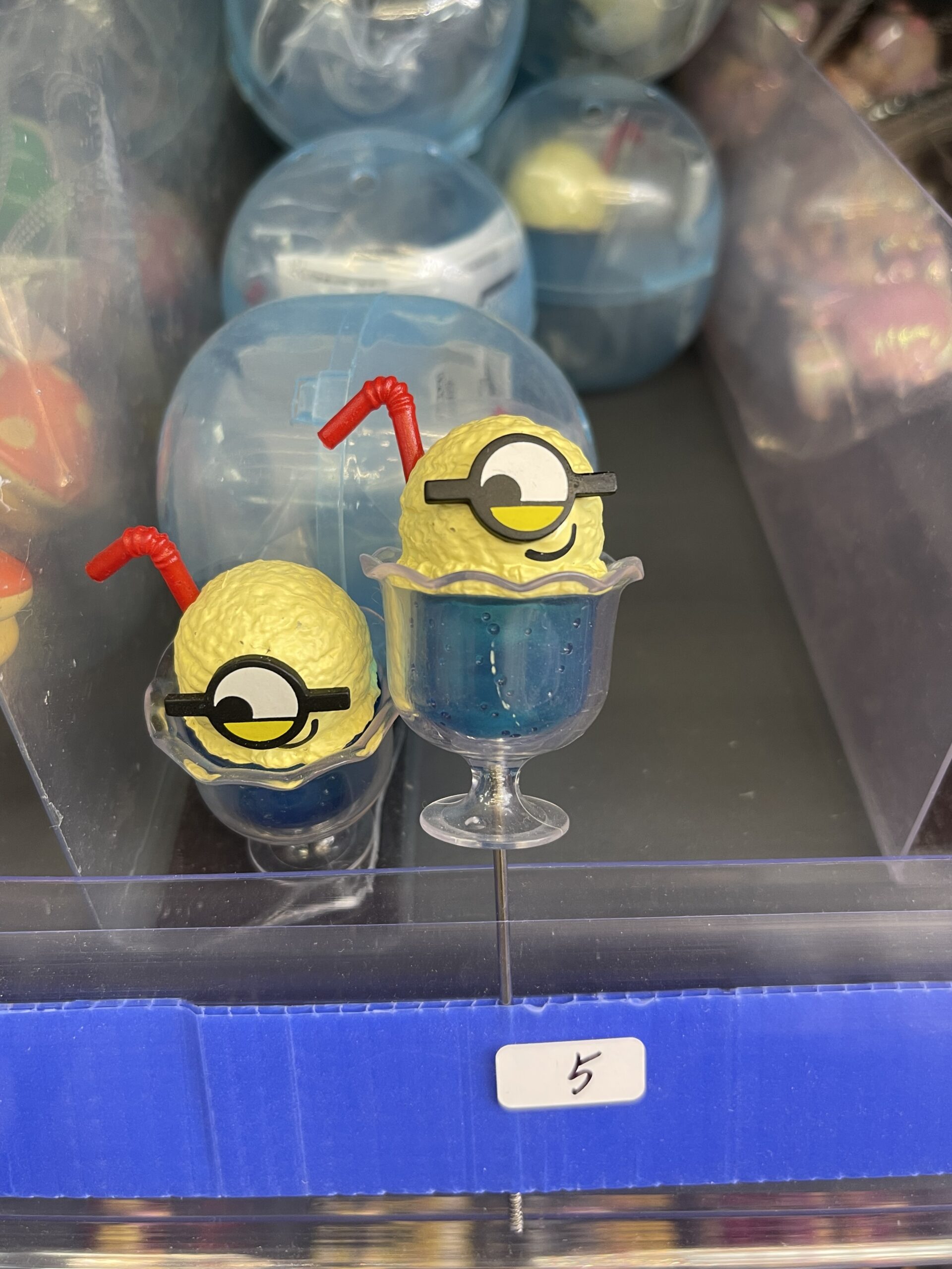 Minions Sundae Cup Resin Figurine, Cartoon Character Decor Pin