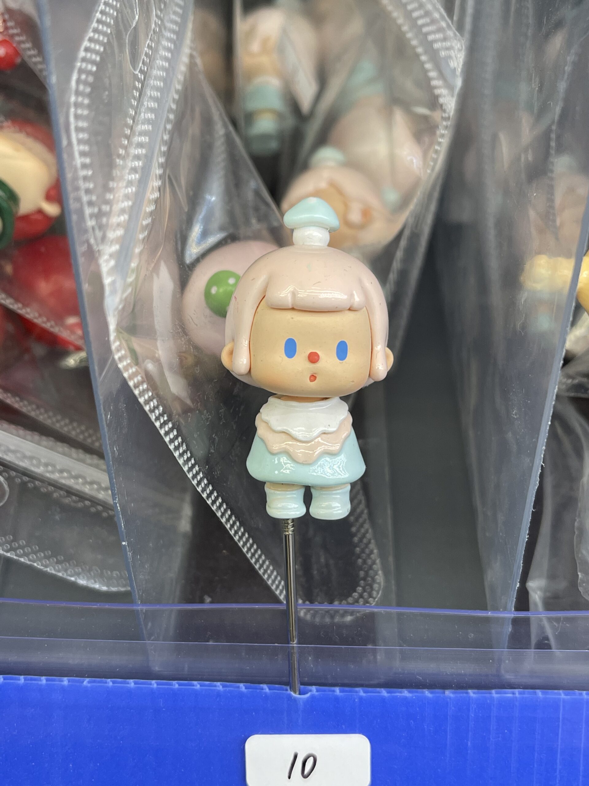 Light Blue Chef Girl Resin Figurine, Kawaii Cartoon Plant Decor Pin