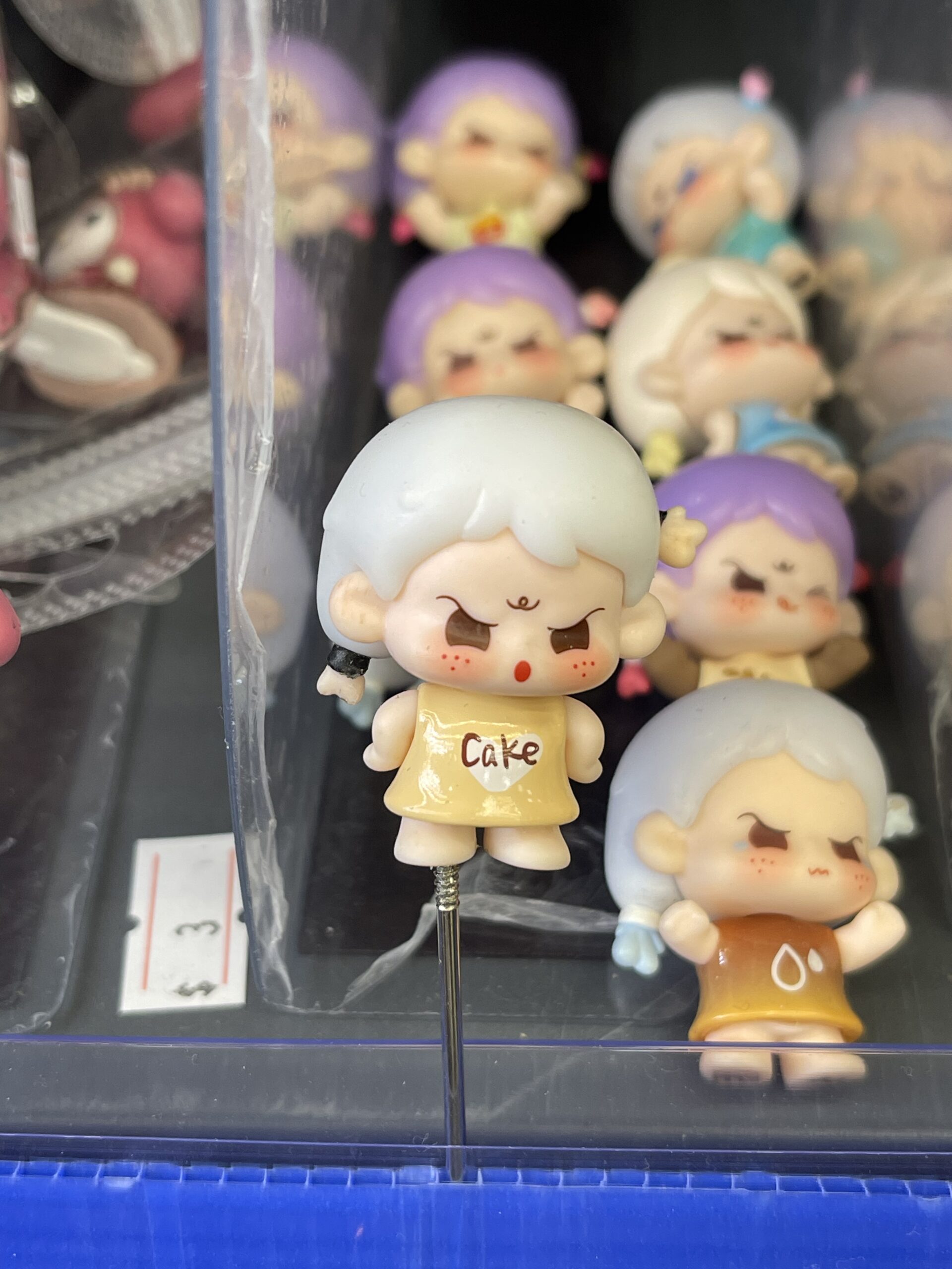 Angry Baby with “Cake” Shirt Resin Figurine, Kawaii Cartoon Plant Decor Pin