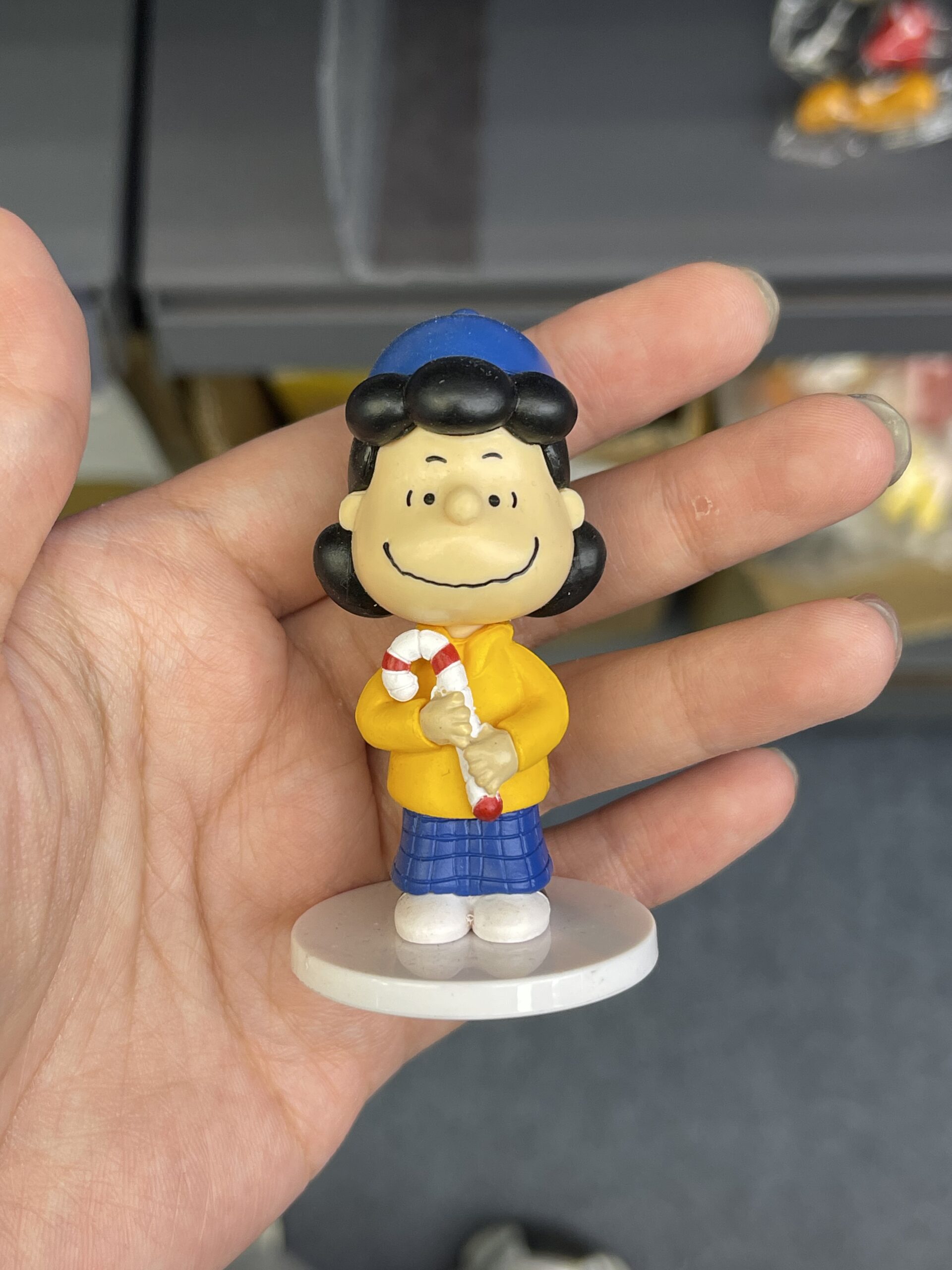 Peanuts Lucy Van Pelt Christmas Edition Resin Figurine