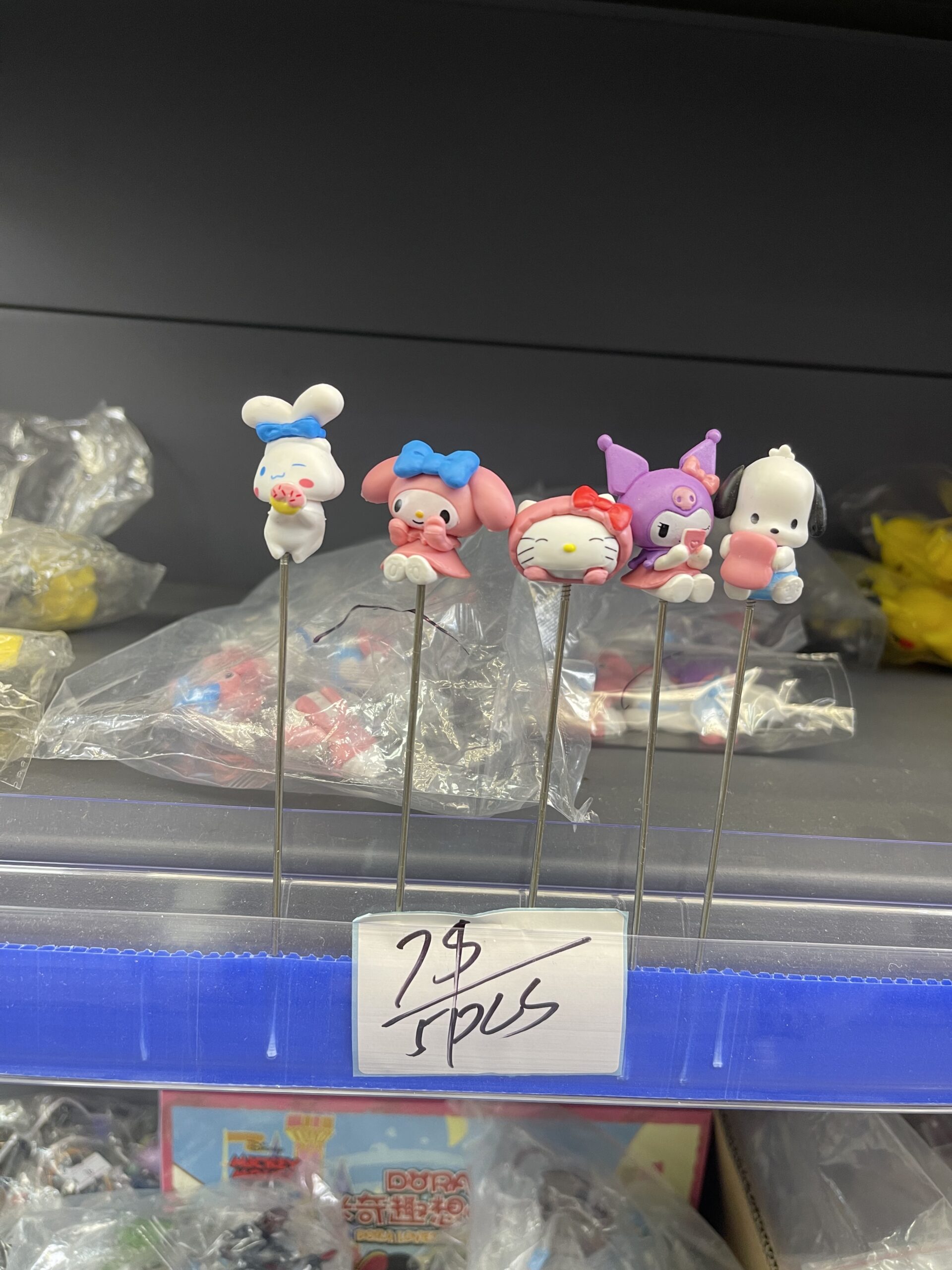Sanrio Characters Mini Figurine Set (5pcs) – Cinnamoroll, My Melody, Hello Kitty, Kuromi, Pochacco